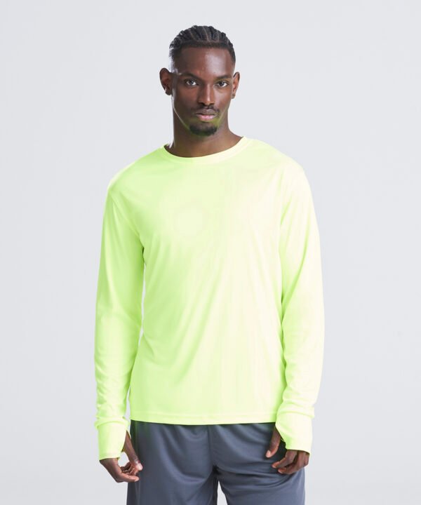 Long sleeve active T